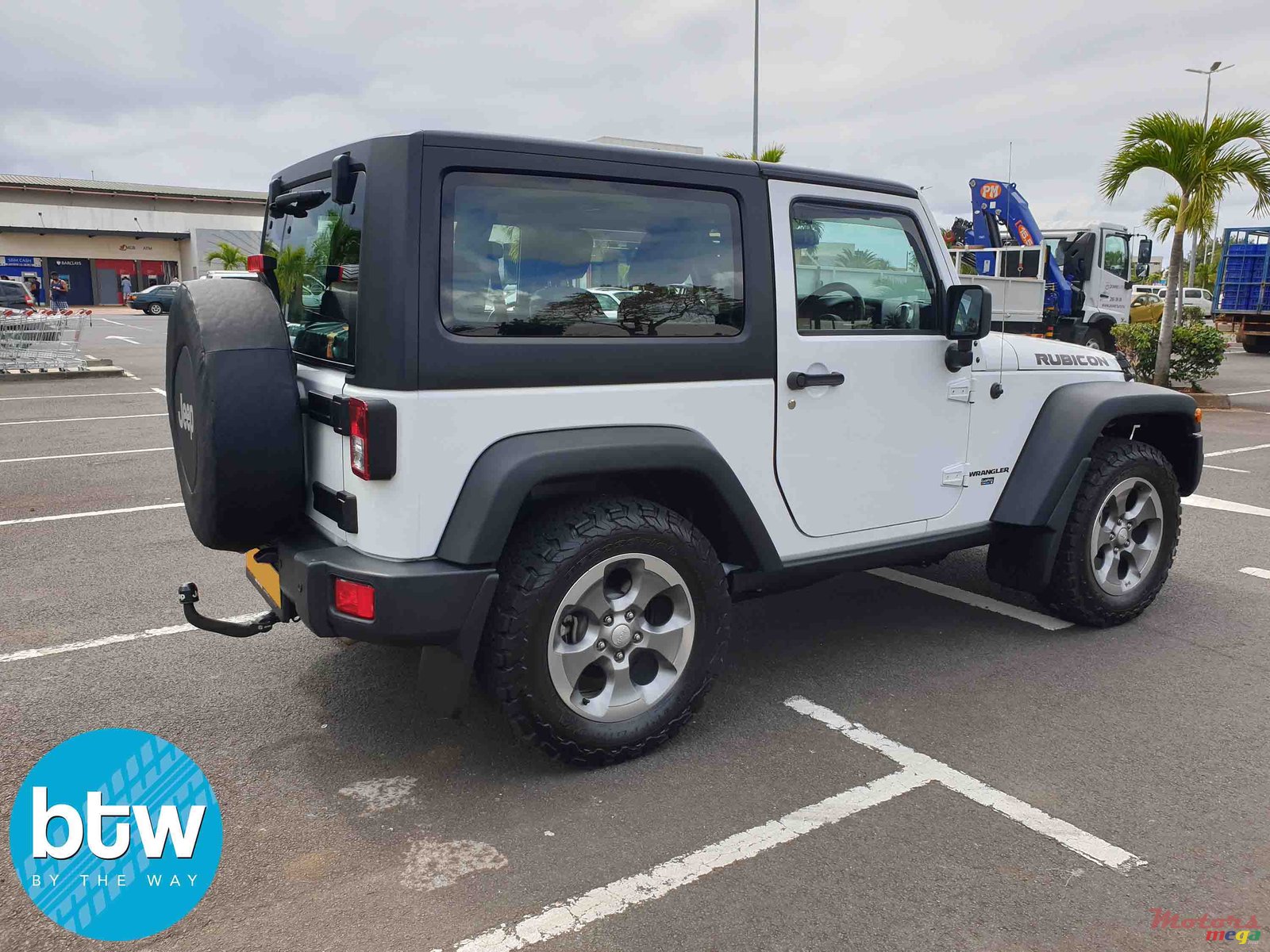 2017' Jeep Wrangler photo #3