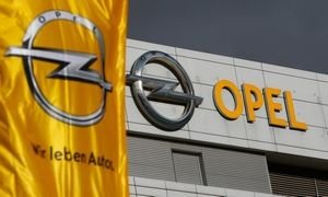 Pénurie de puces électroniques : une usine Opel ferme jusqu'en 2022