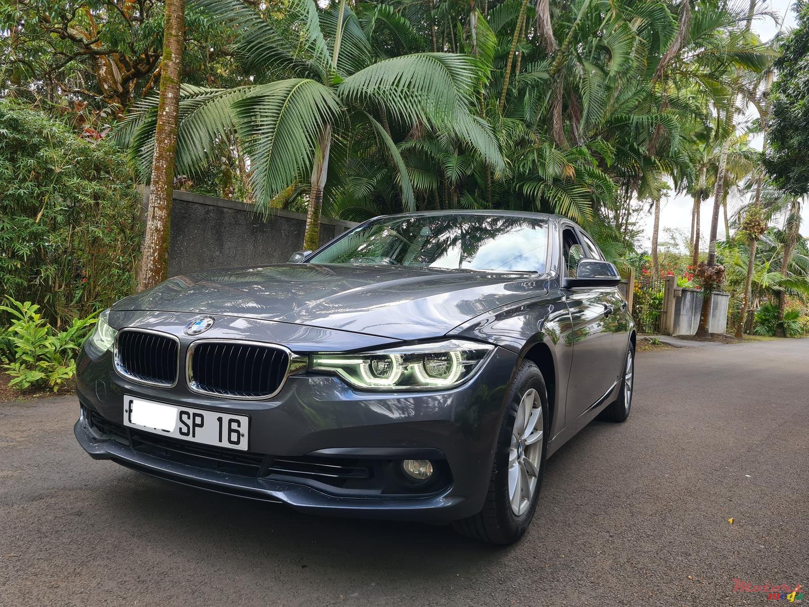 2016' BMW 318 Automatic photo #7