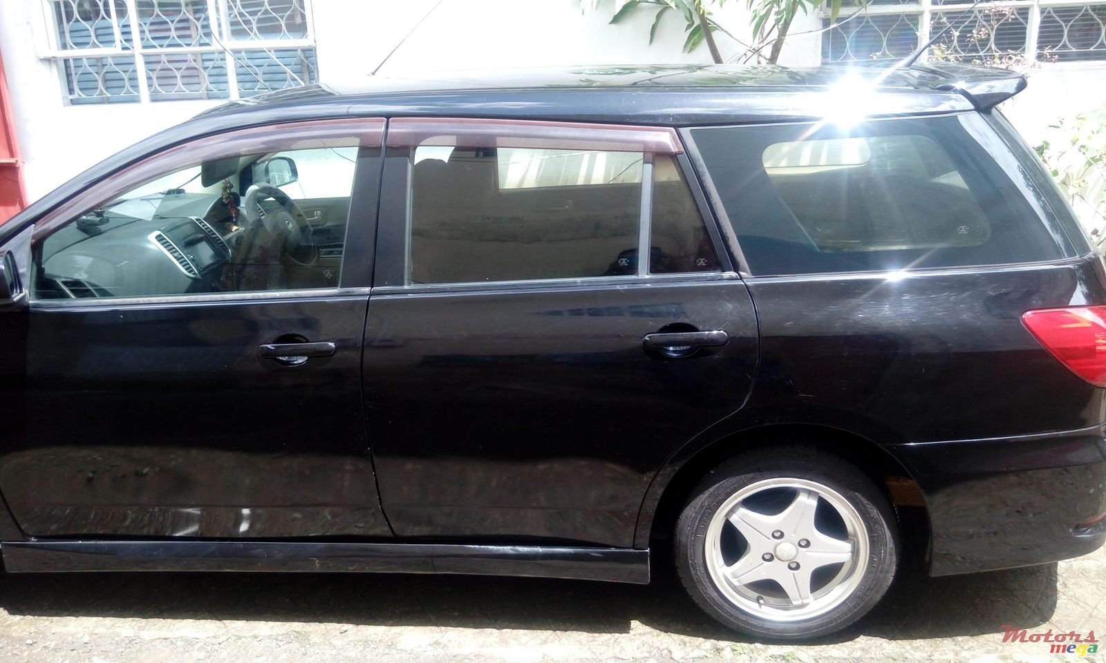 2007' Nissan Wingroad Nil photo #1