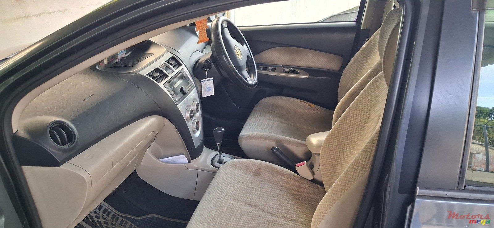 2006' Toyota photo #2