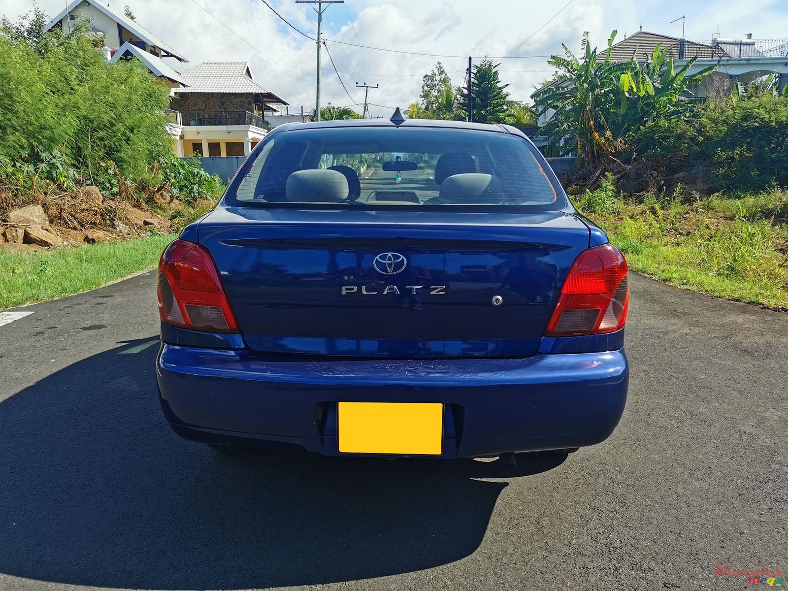 2000' Toyota Platz photo #3