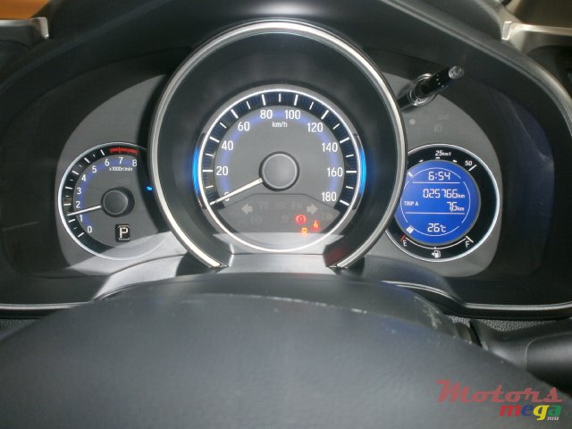 2013' Honda FR-V New shape photo #4