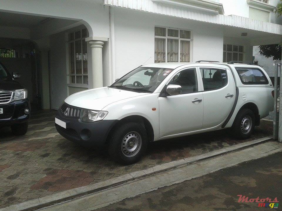 2008' Mitsubishi L 200 Original Carry-boy  photo #1