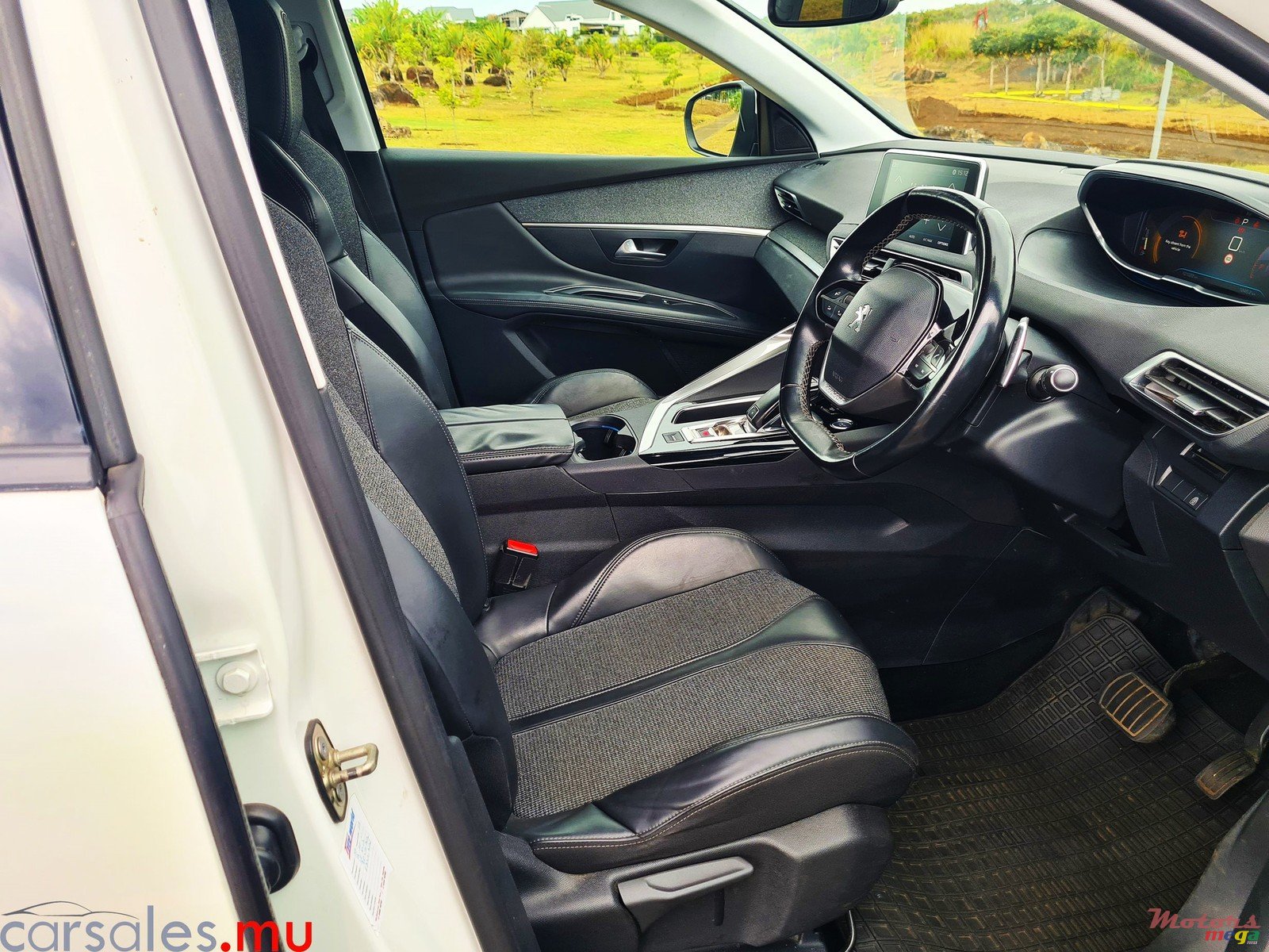 2018' Peugeot 3008 photo #6