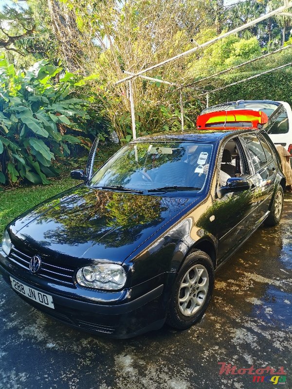 2000' Volkswagen Golf IV photo #2