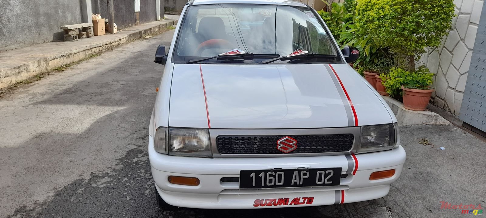 2002' Suzuki Alto photo #2