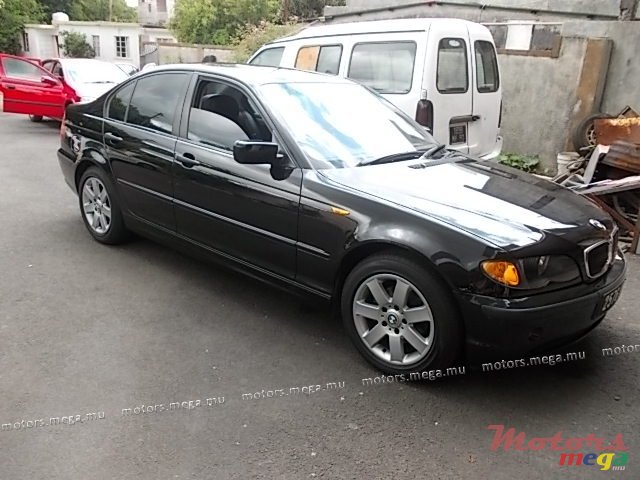 2004' BMW 3 Series E46 2000-2005 318i photo #2