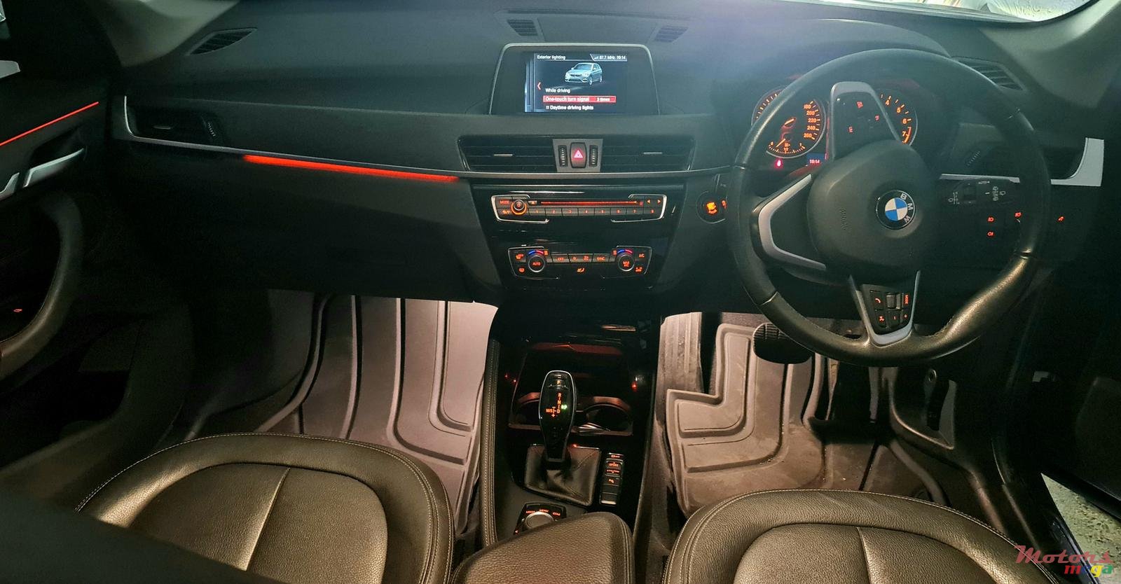 2018' BMW X1 photo #6