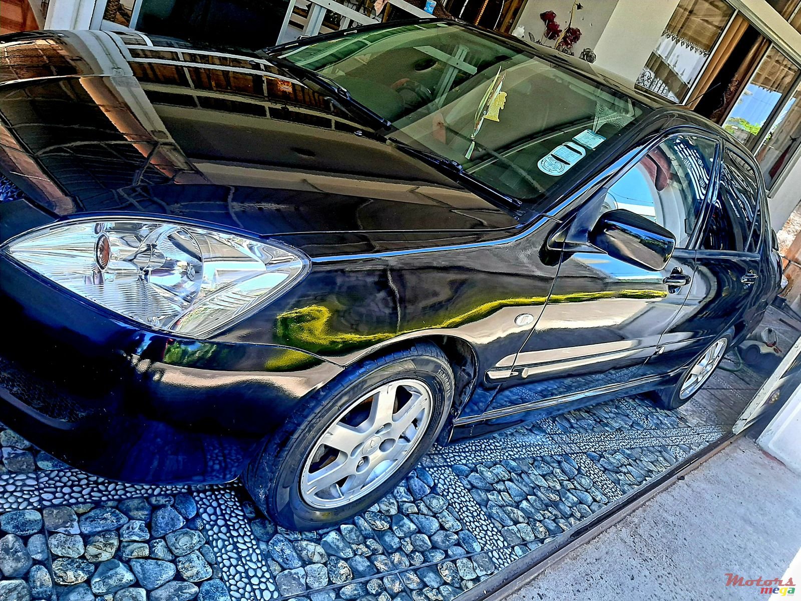 2008' Mitsubishi Lancer photo #2