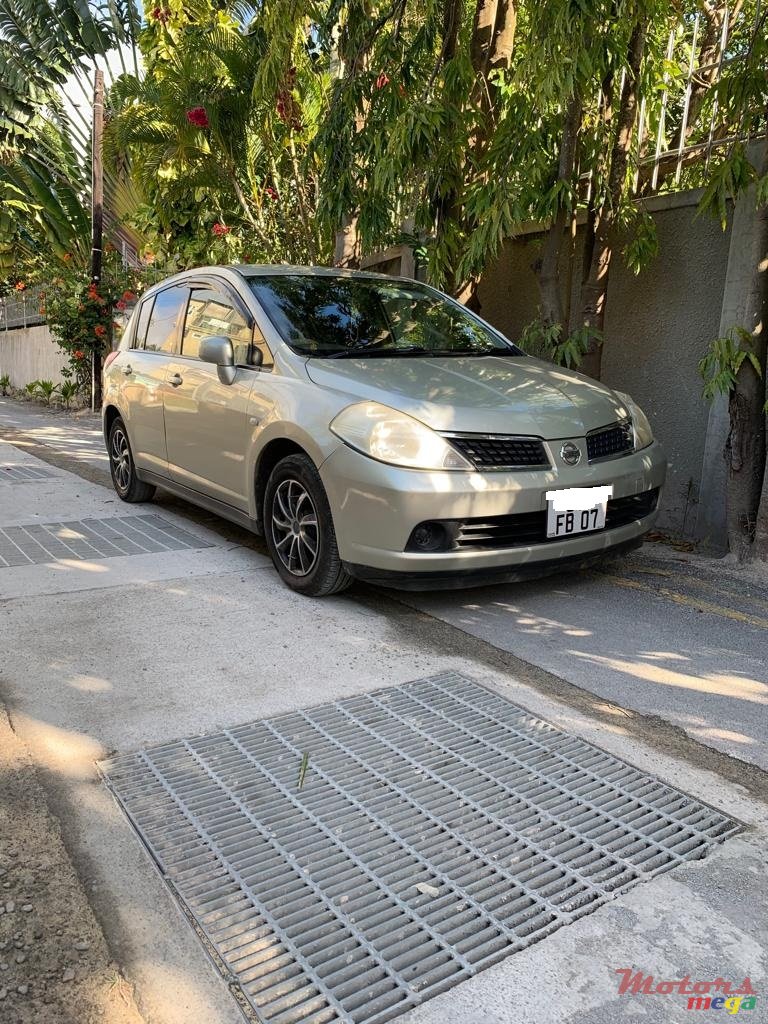 2007' Nissan Tiida photo #6