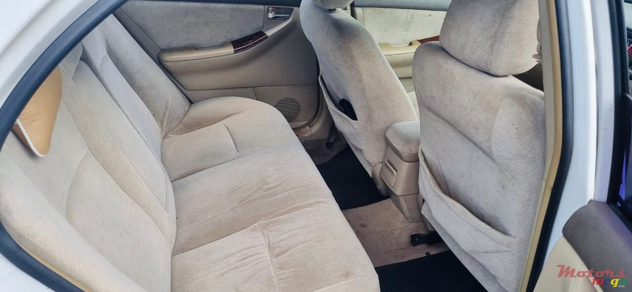 2001' Toyota Corolla photo #4