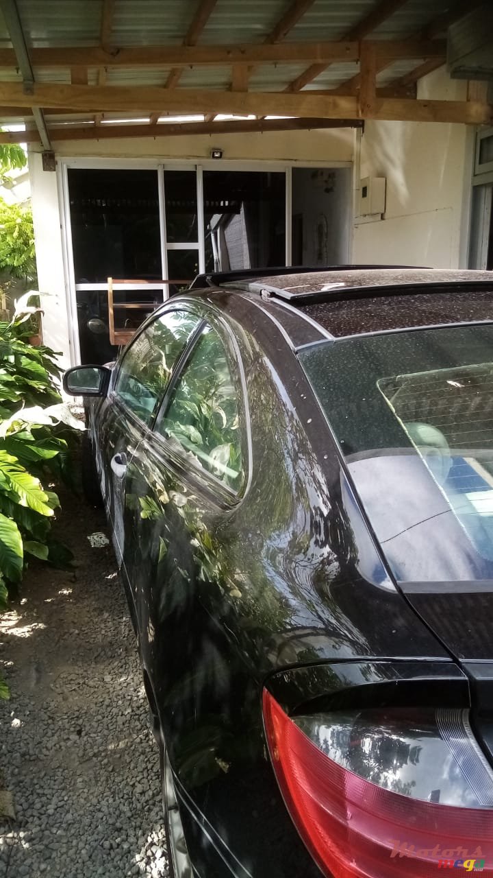 2002' Mercedes-Benz C-Class Coupe Sport 200K 2.0 photo #3