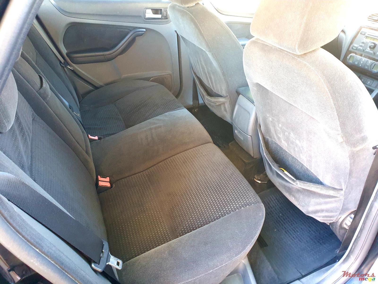 2008' Ford Focus photo #7