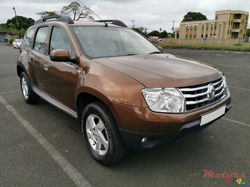 2013' Renault Duster photo #2