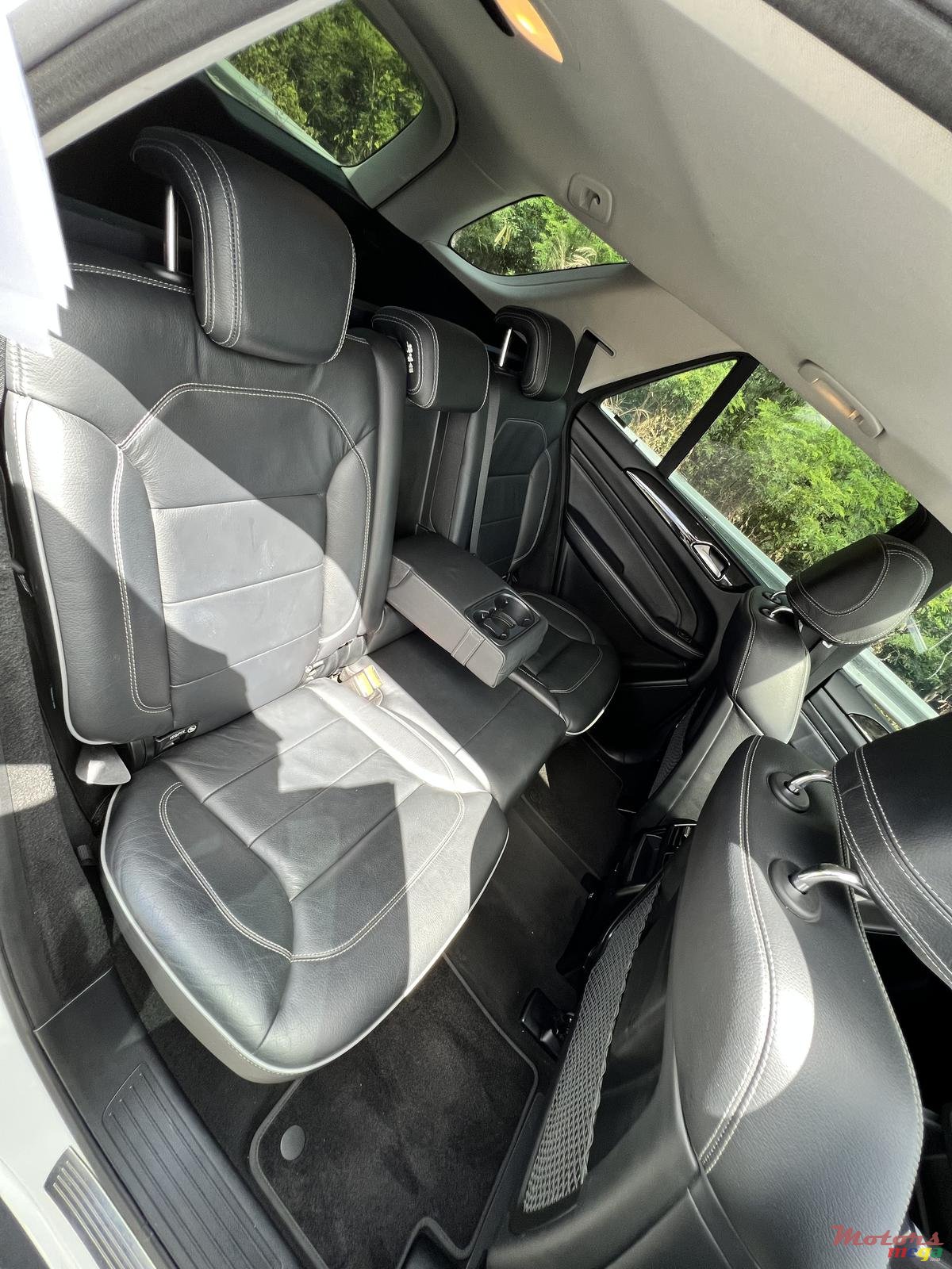 2012' Mercedes-Benz ML 350 photo #6