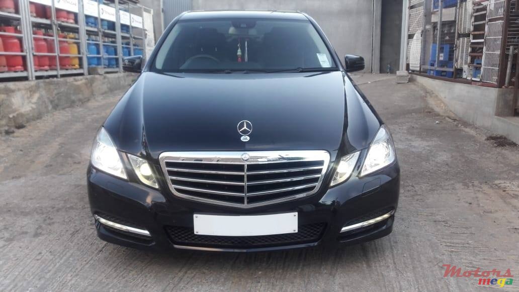 2012' Mercedes-Benz 250 photo #2