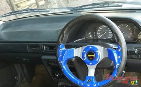 1994' Mazda 323 . photo #4