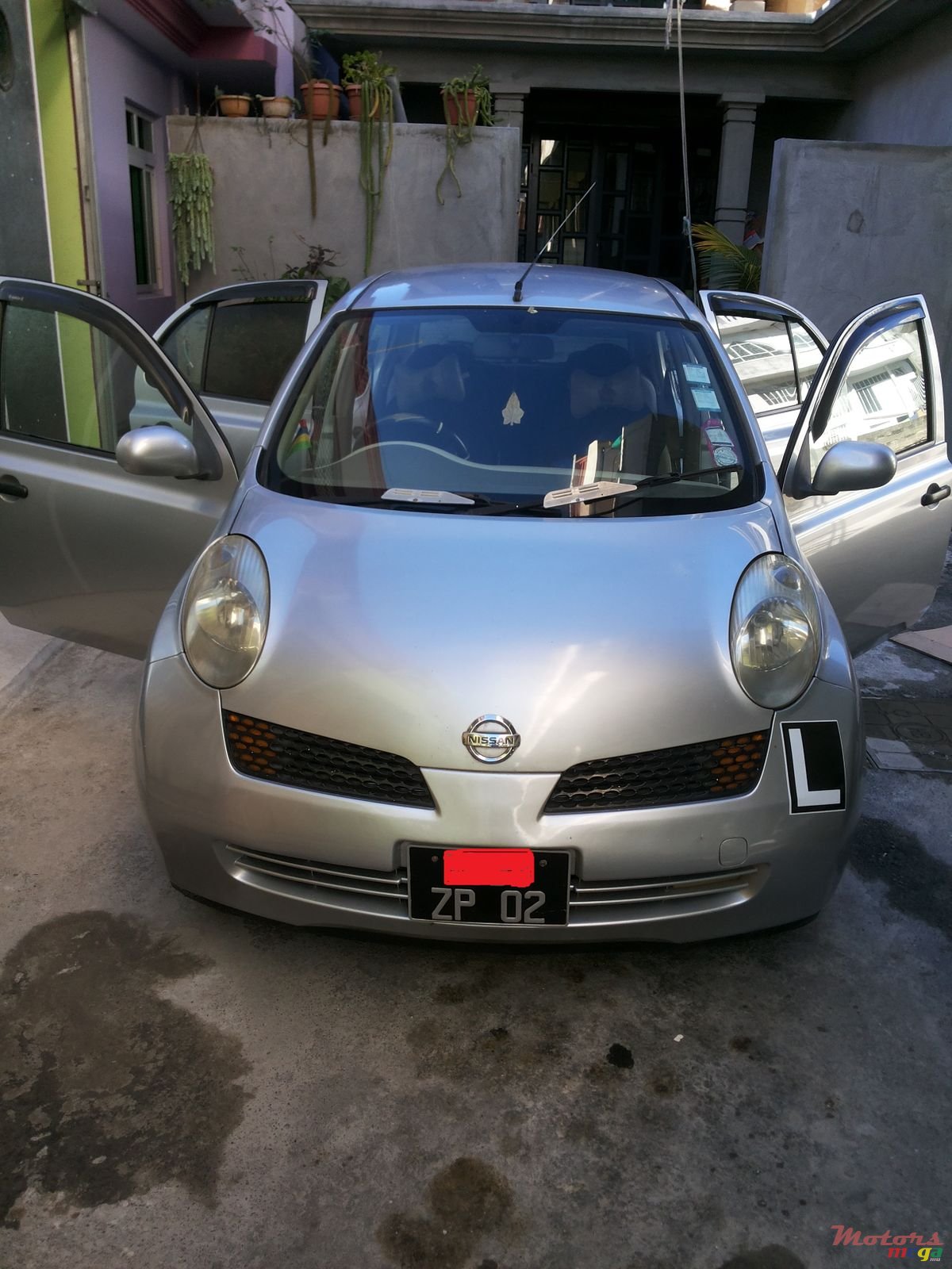 2002' Nissan March photo #5