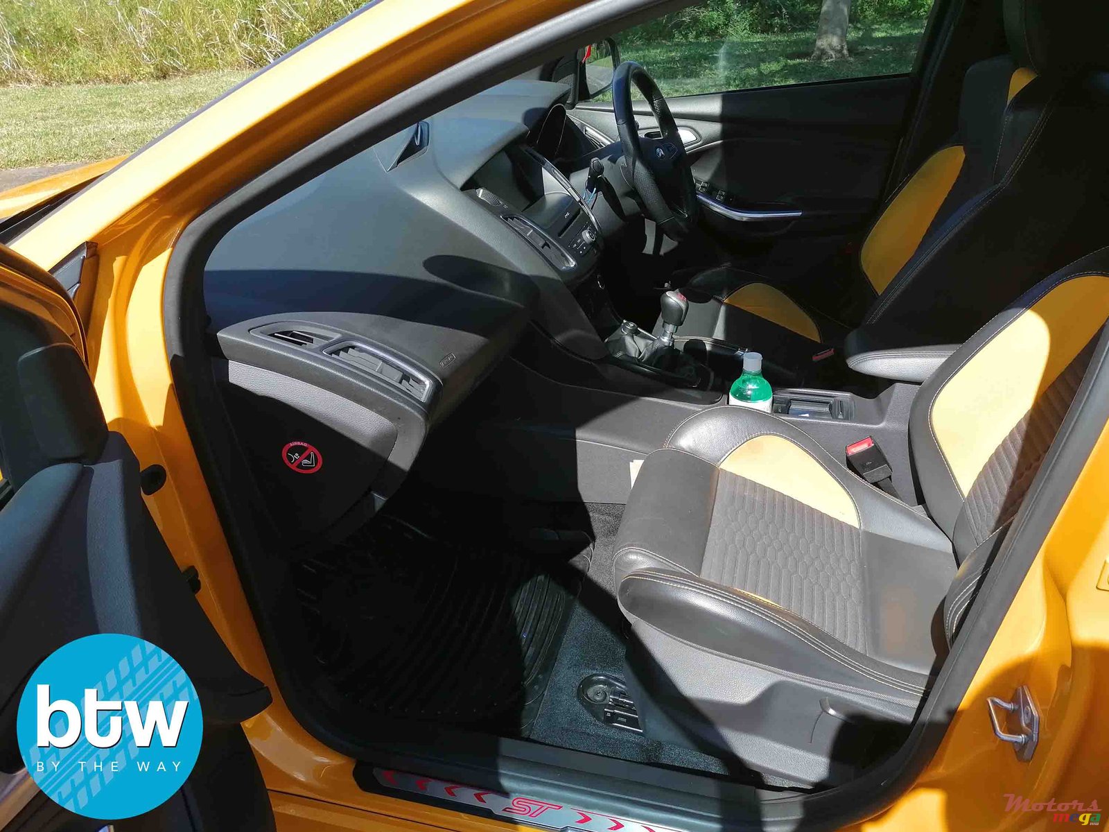 2015' Ford Focus ST photo #3