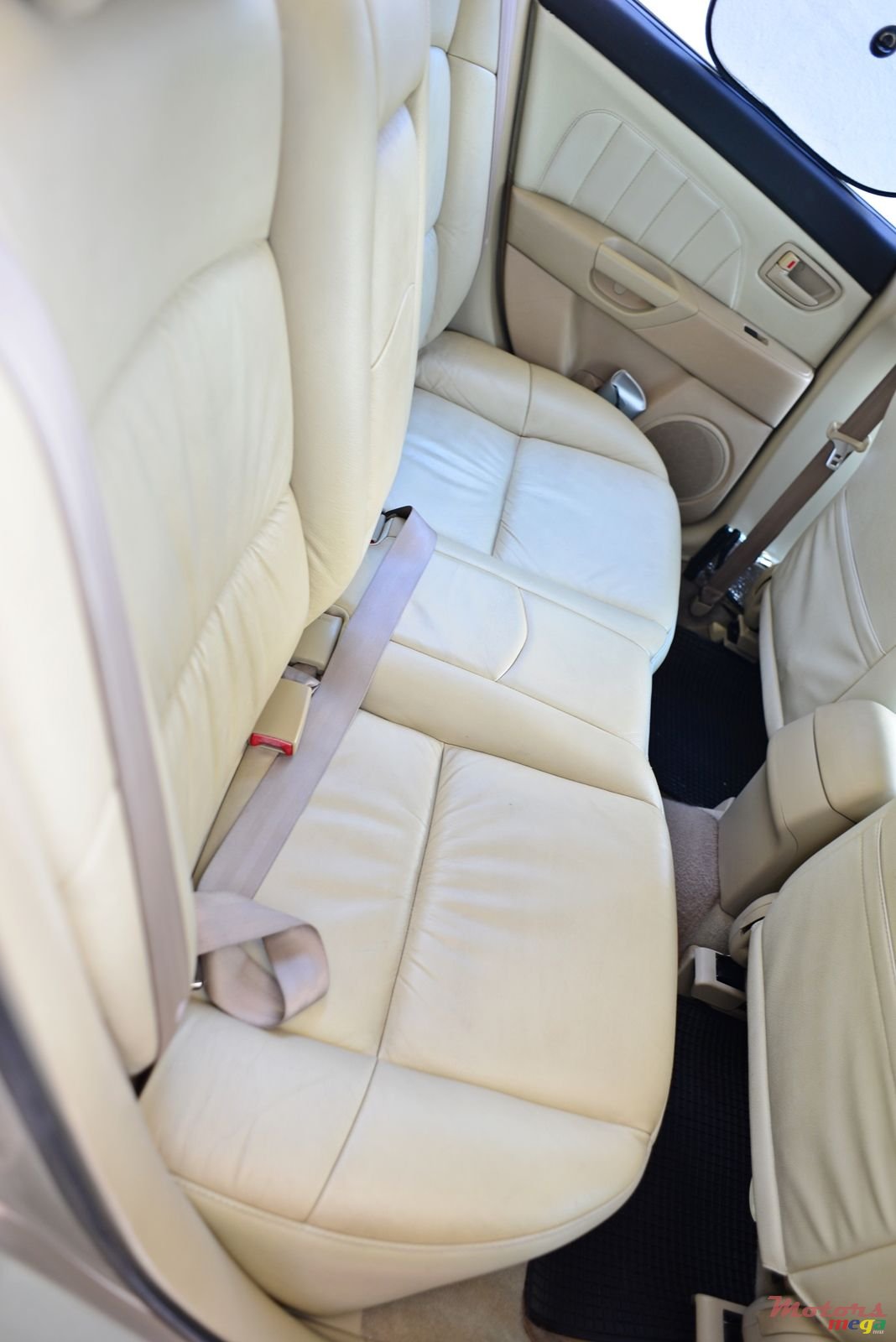 2004' Mazda 3 photo #6