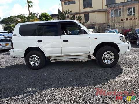 2000' Toyota Prado photo #4