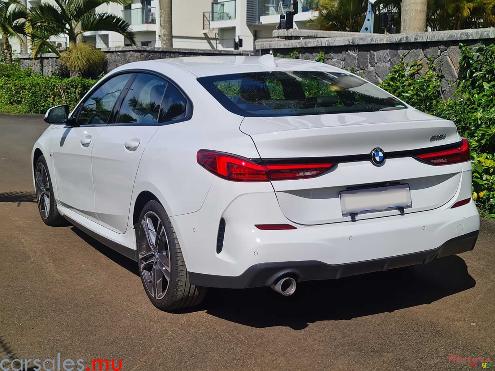 2021' BMW 218 MSport Line photo #3