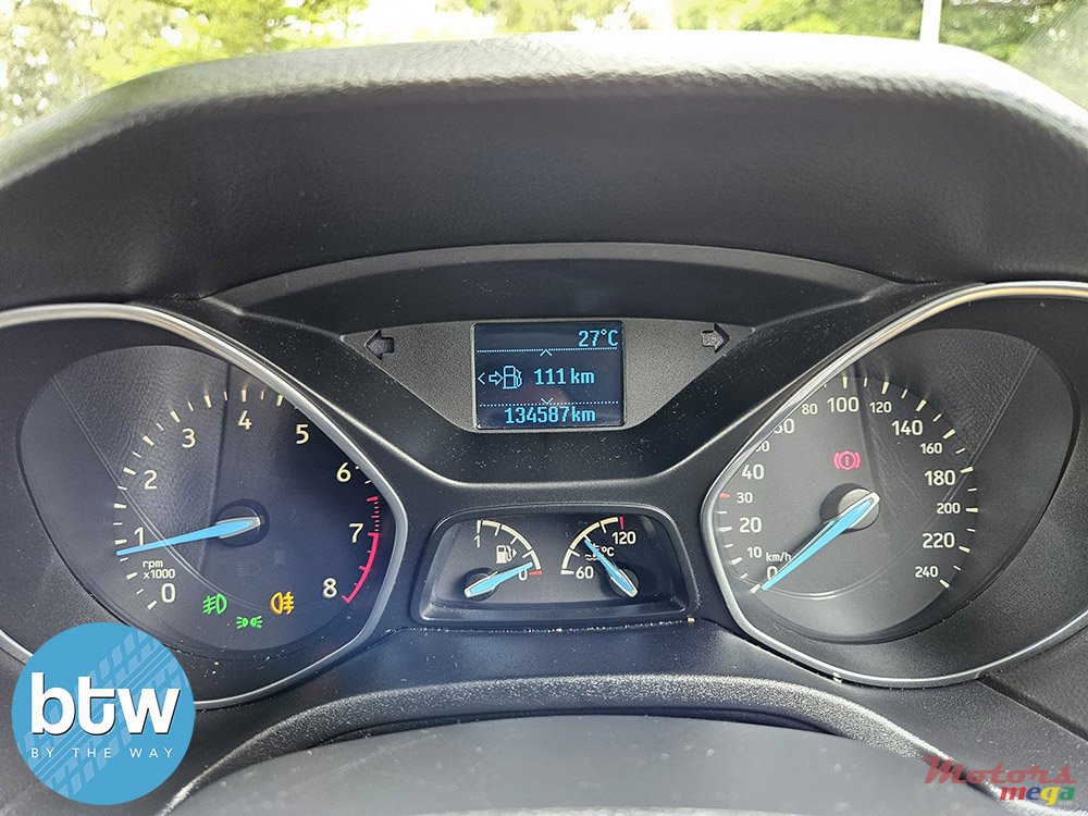 2018' Ford Focus photo #7