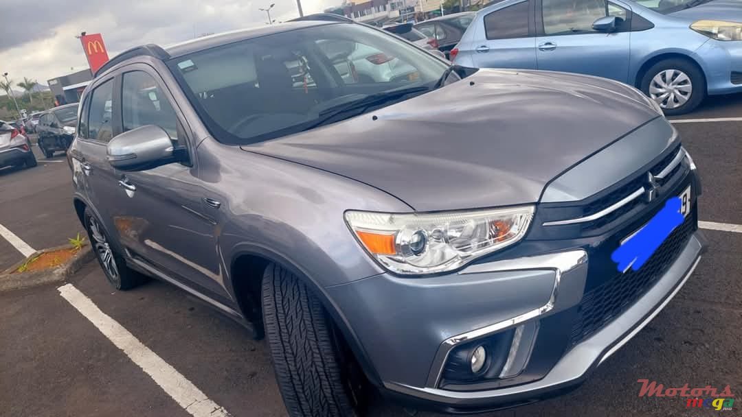 2019' Mitsubishi ASX photo #1