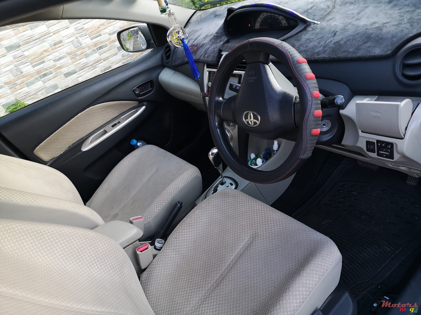 2008' Toyota Xtra Toyota photo #3