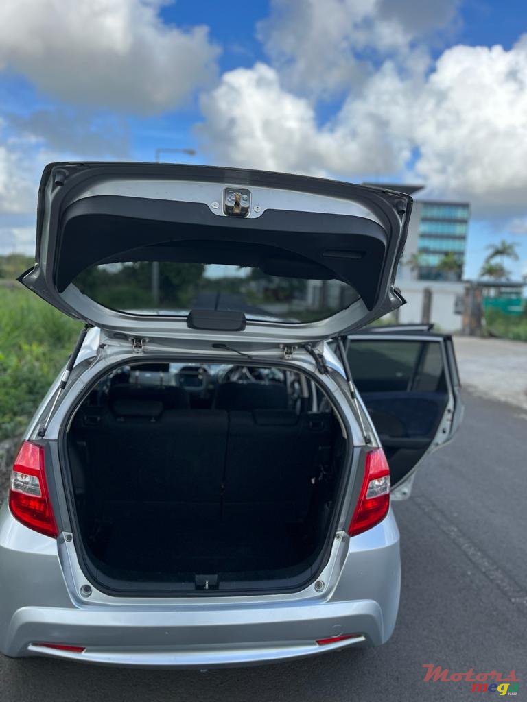 2011' Honda Fit photo #6