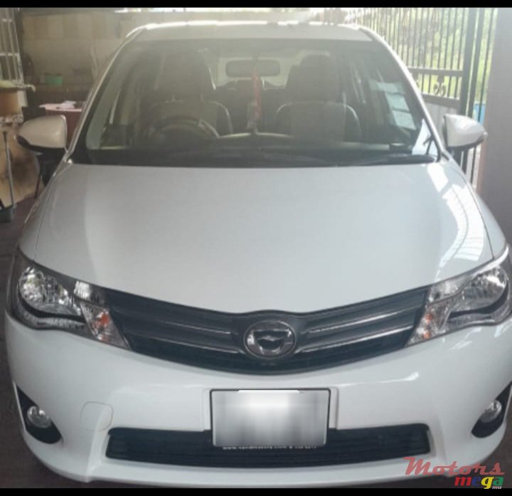 2015' Toyota Axio photo #1