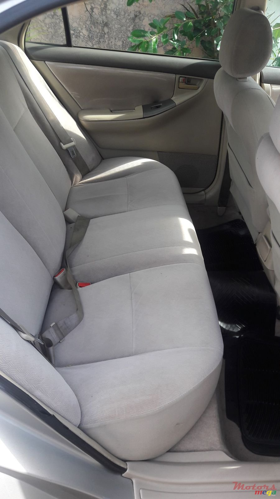 2004' Toyota Corolla NZE Grade X photo #4