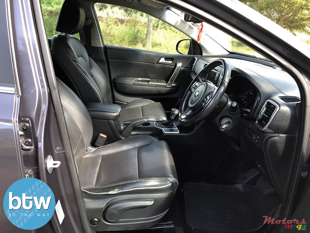 2016' Kia Sportage photo #5