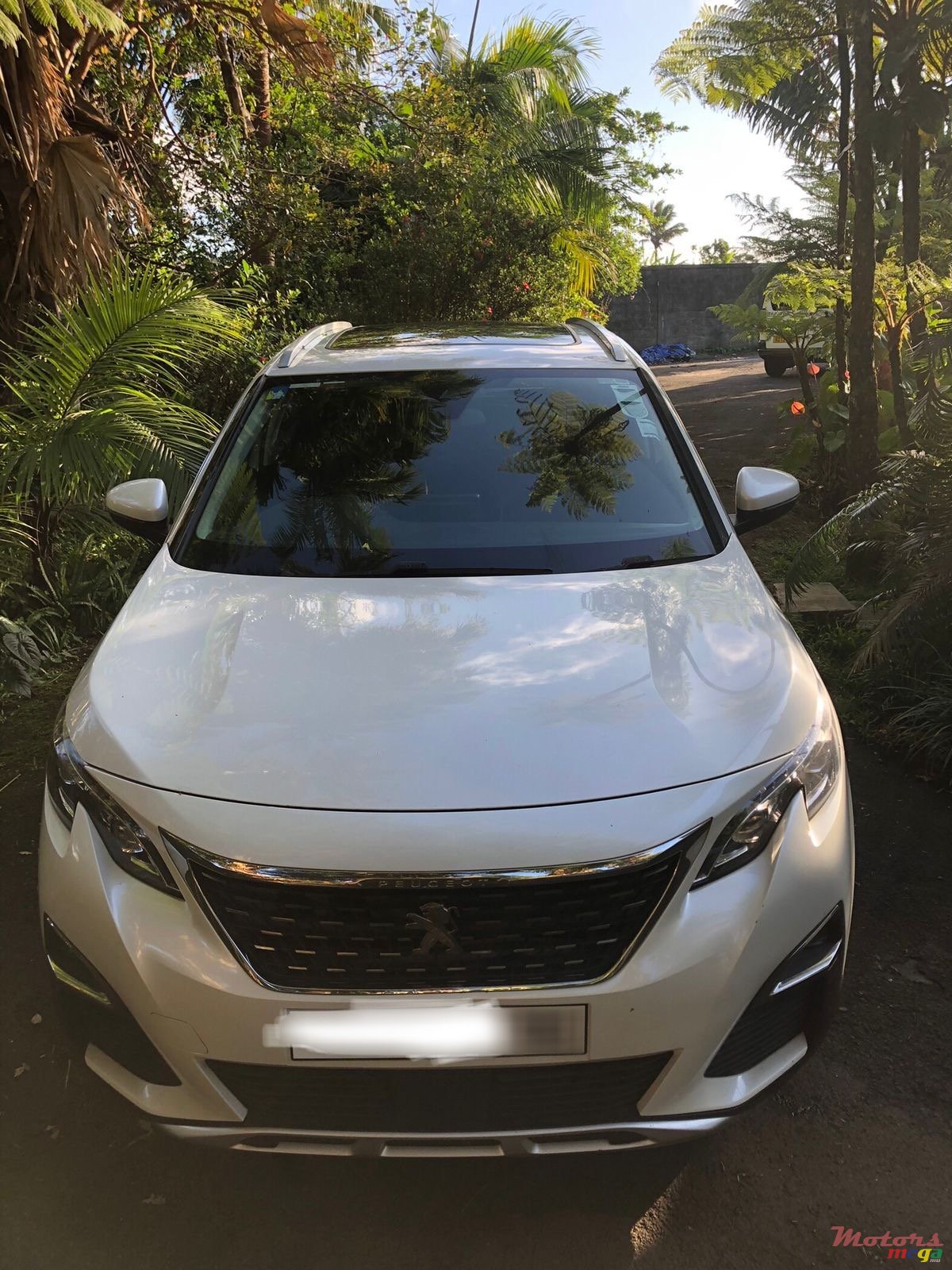 2018' Peugeot 308 photo #2