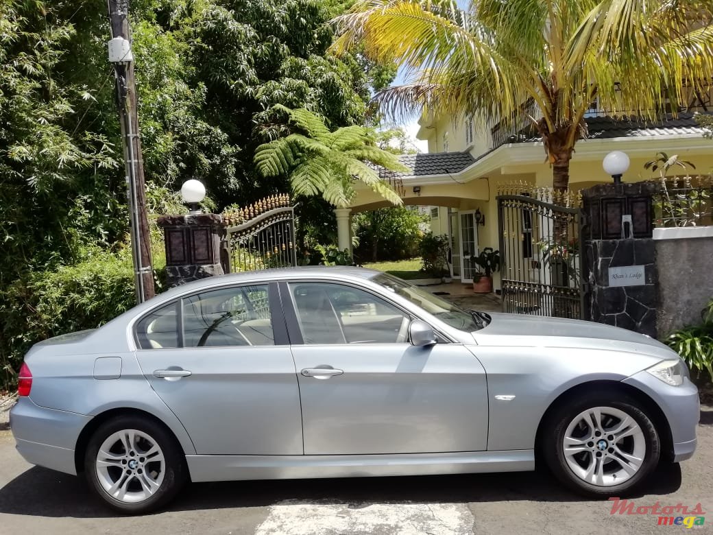 2010' BMW 316 photo #7