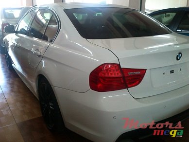 2010' BMW 318 318i m sport photo #3