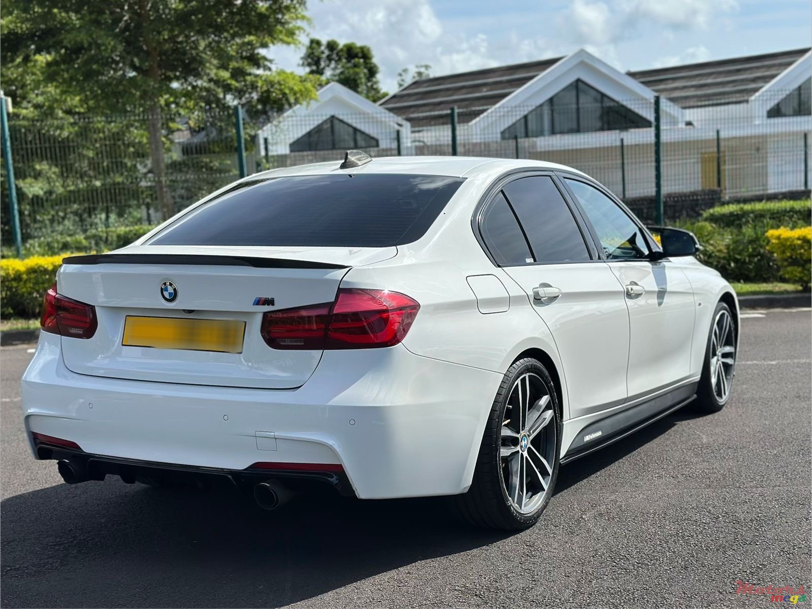 2018' BMW 318i M Sport photo #4