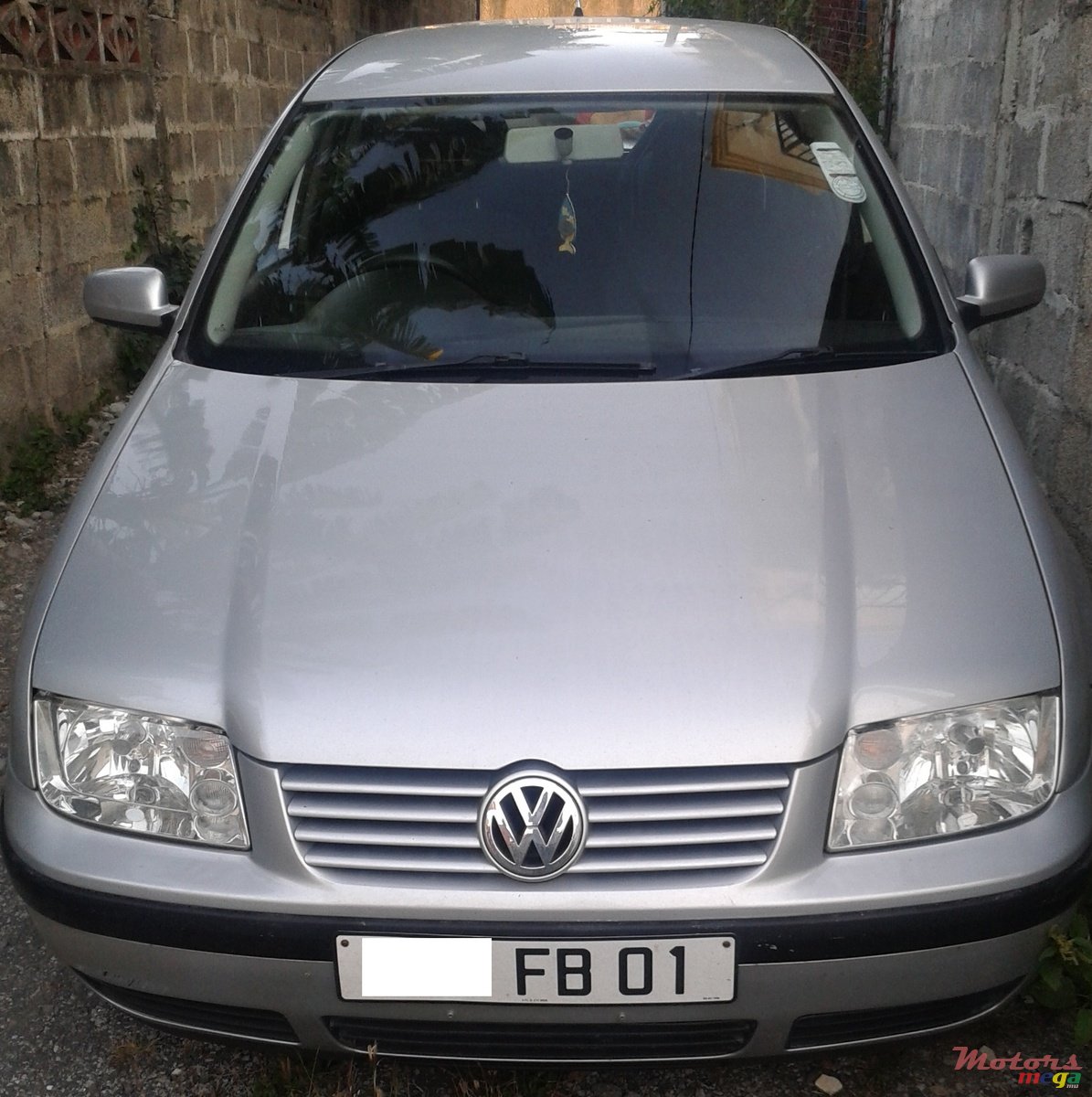 2001' Volkswagen Bora photo #1