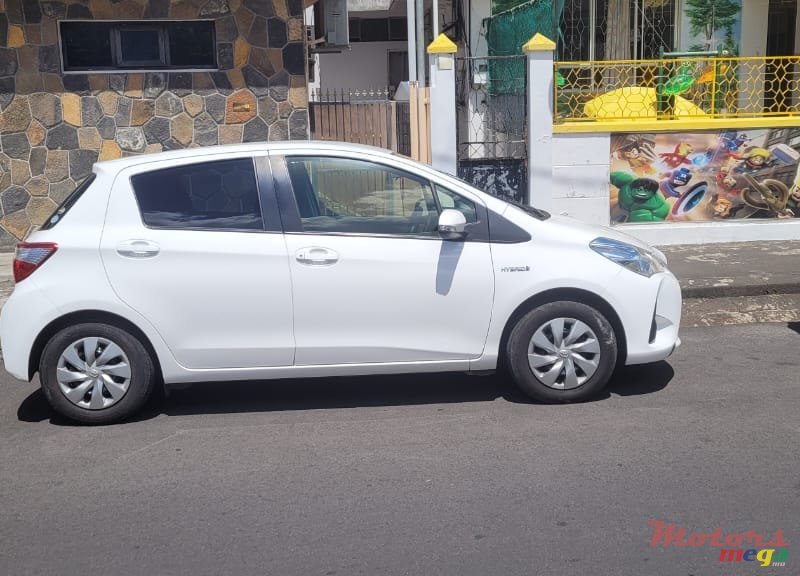 2020' Toyota Vitz photo #2