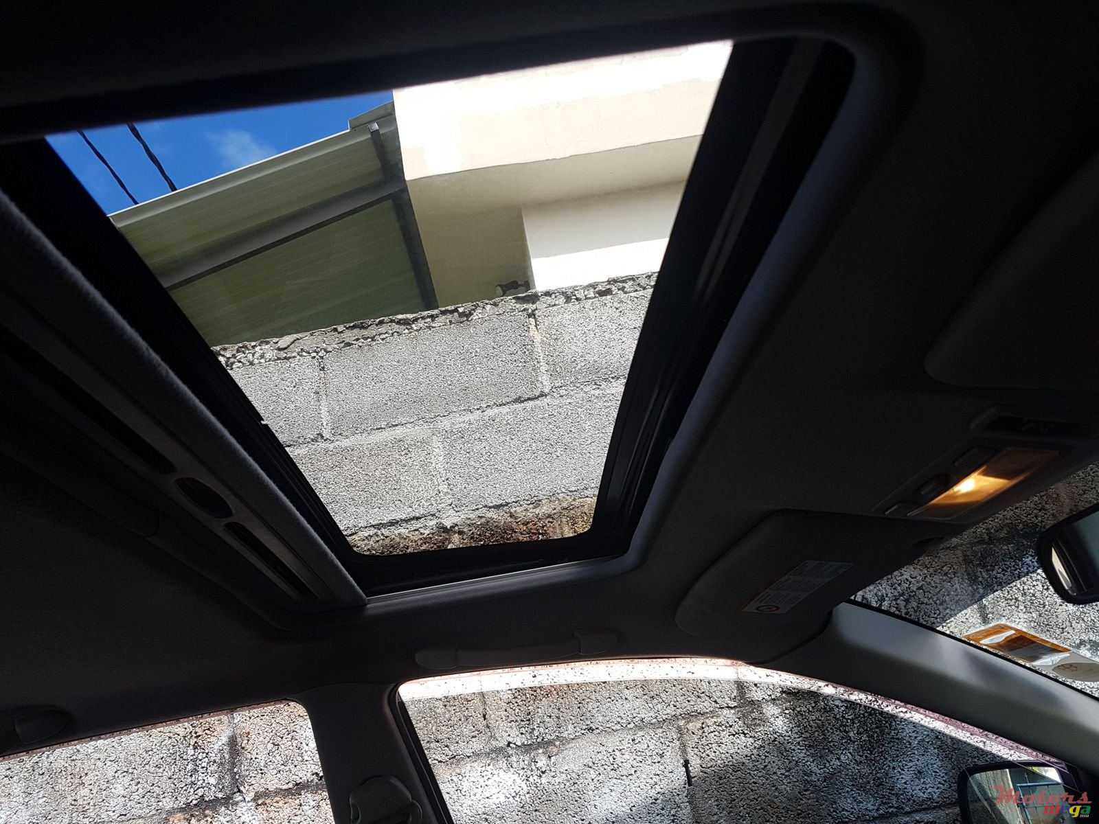 2007' Mitsubishi Lancer photo #3