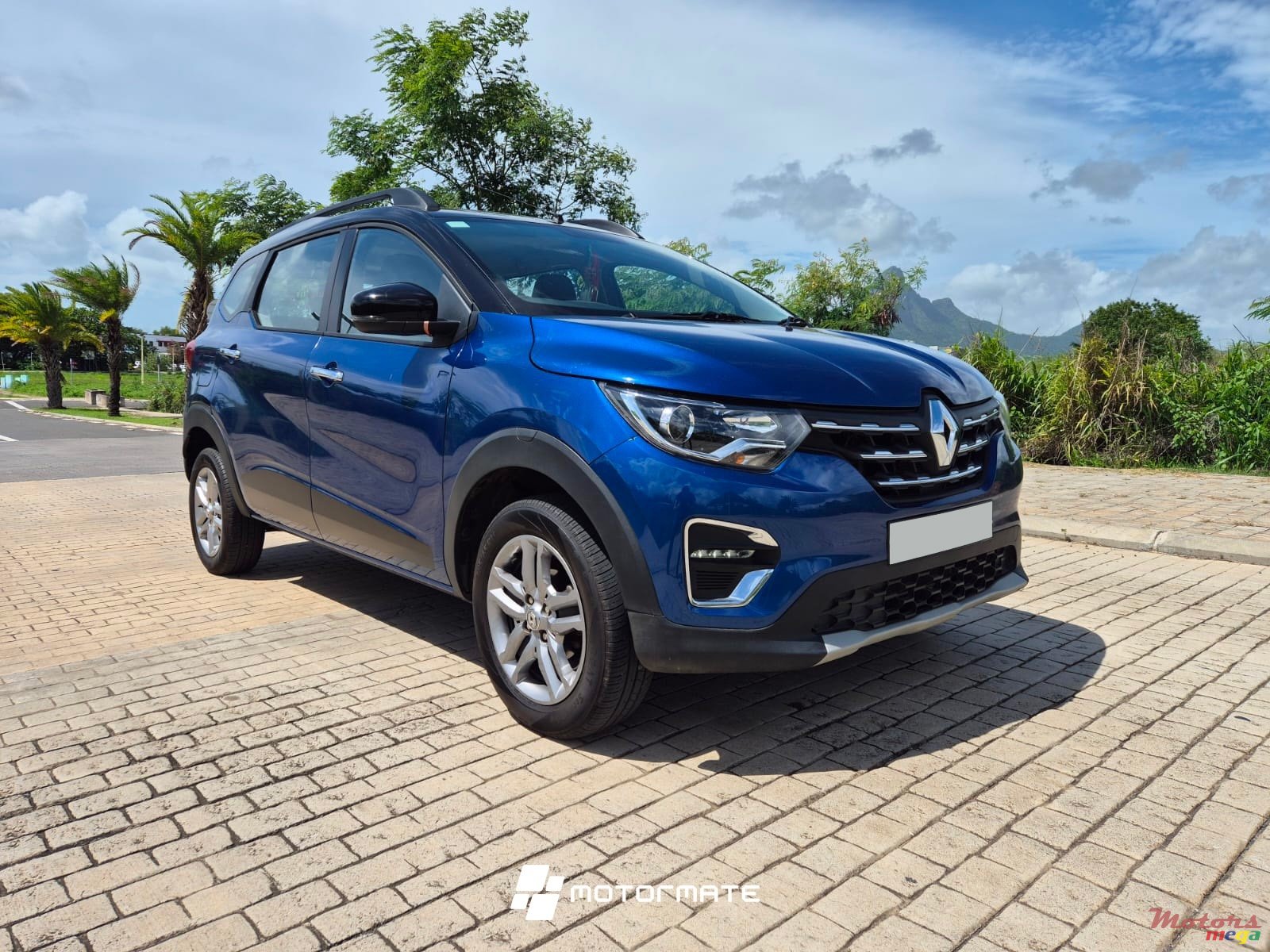 2023' Renault photo #1