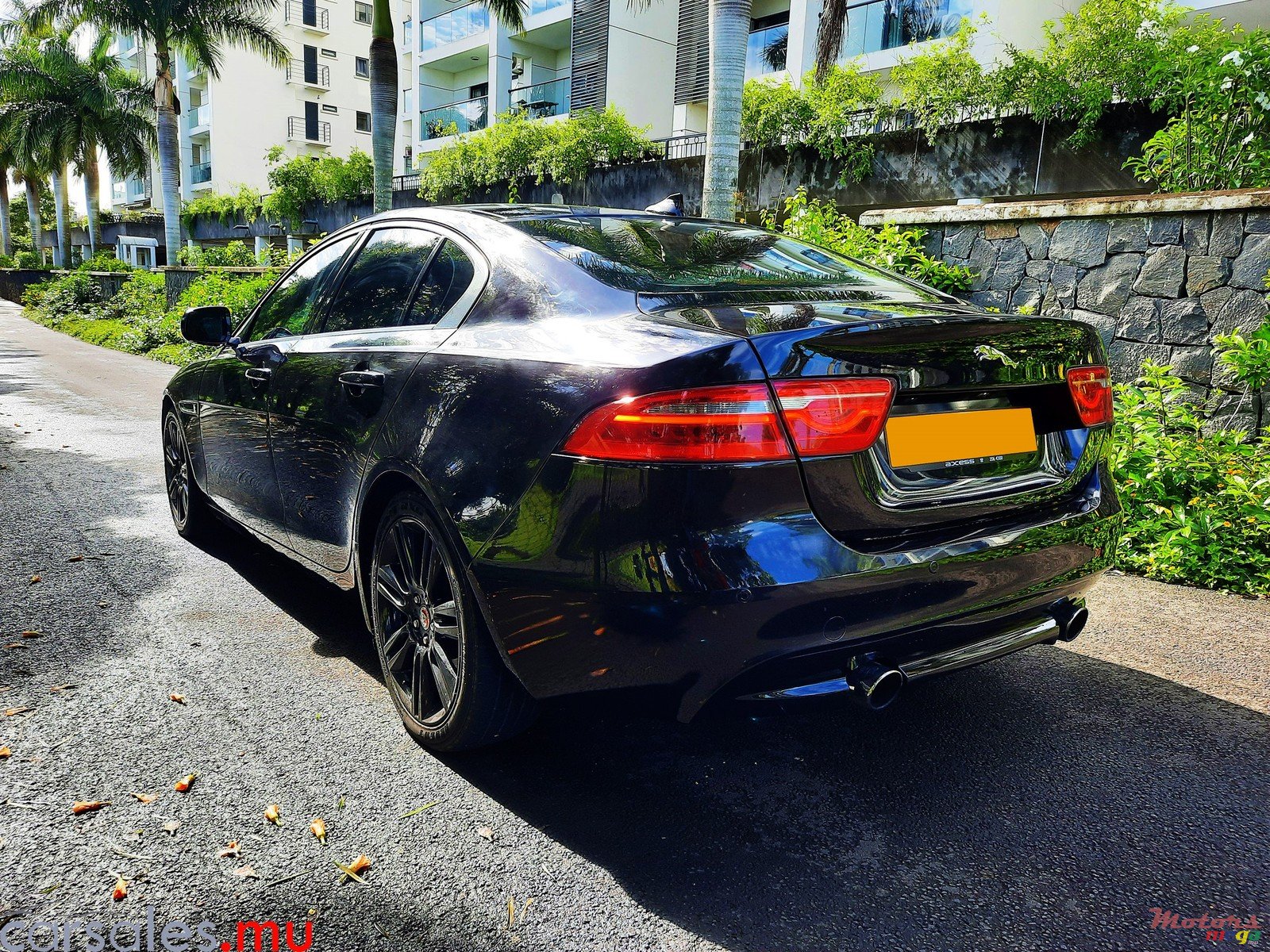 2018' Jaguar XE Pure photo #3