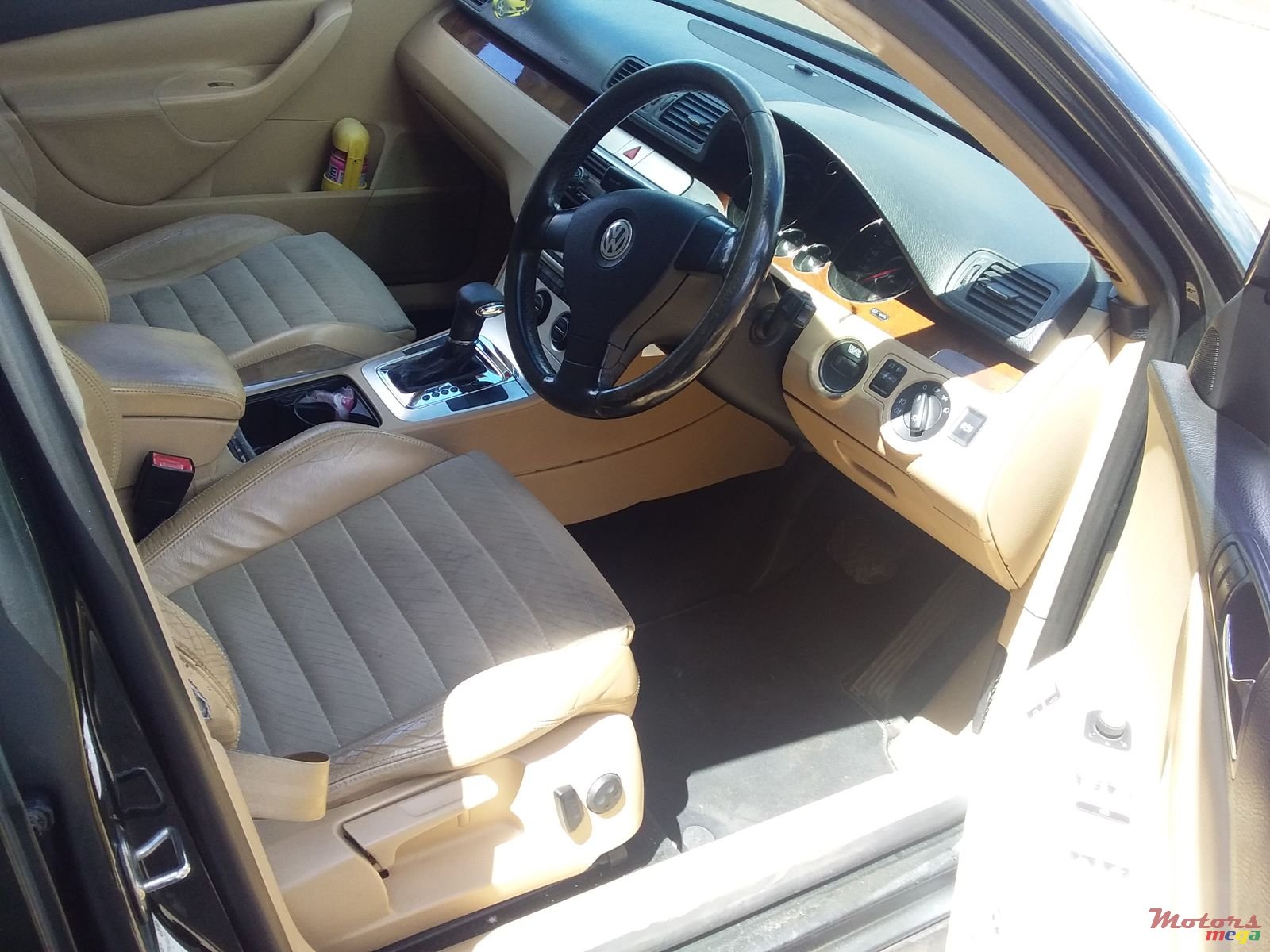 2007' Volkswagen Passat B6 photo #3