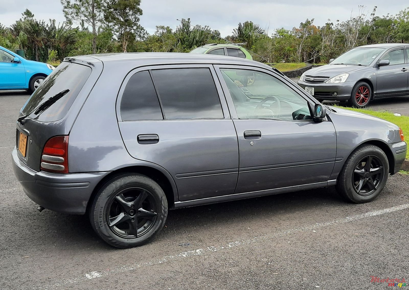 1997' Toyota Starlet photo #1
