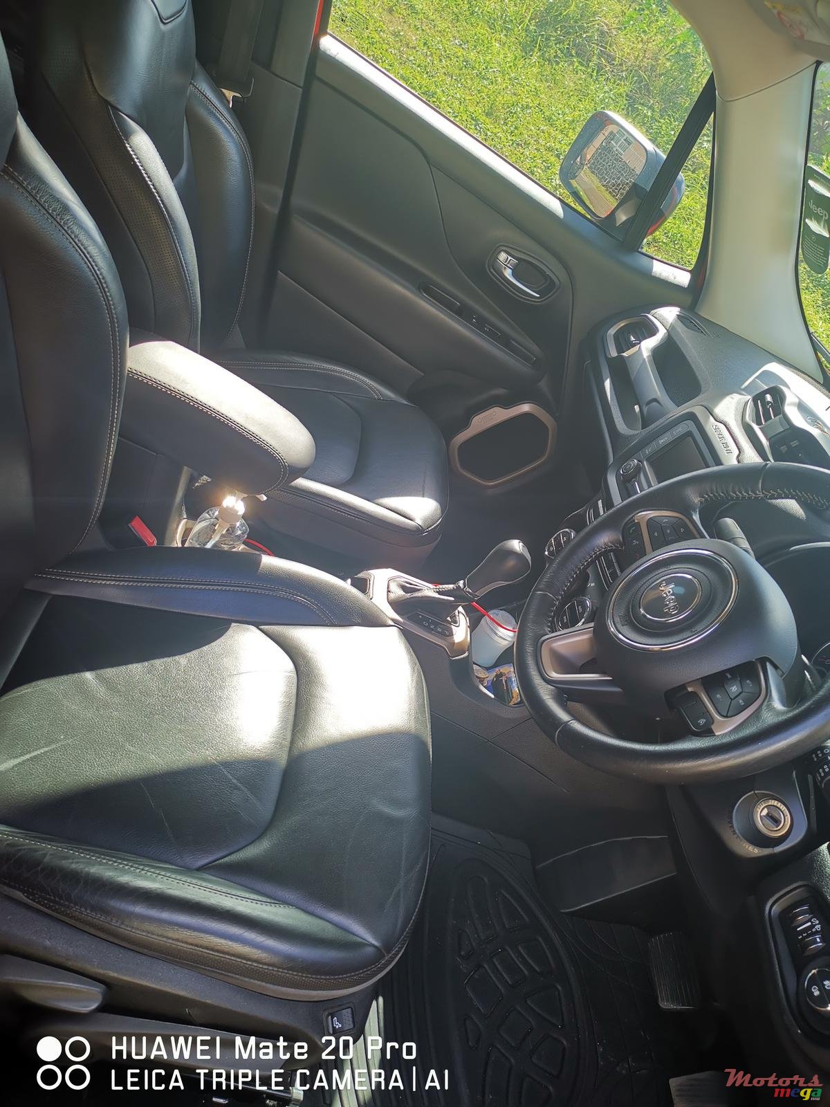 2019' Jeep Renegade Limited 4*4 Turbo photo #4