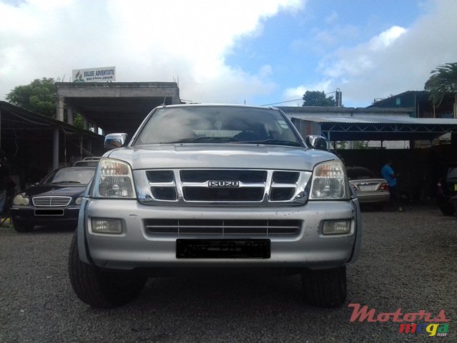 2007' Isuzu D-Max photo #2