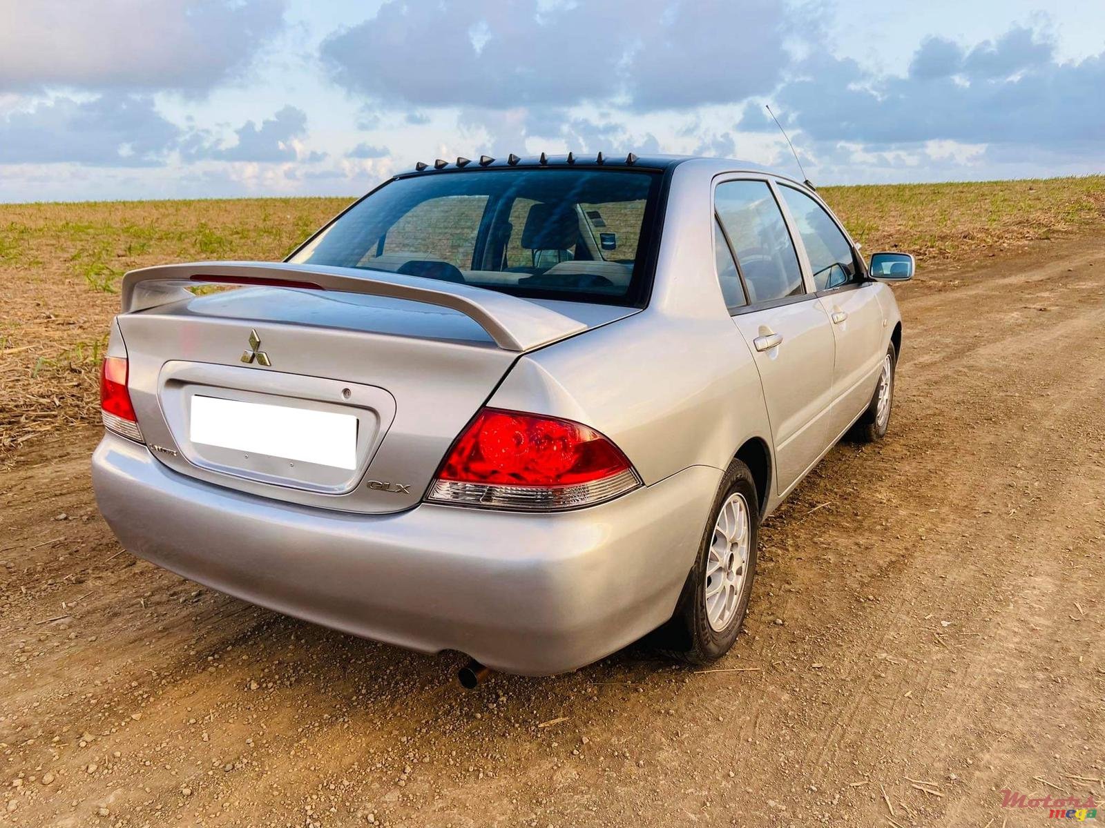 2009' Mitsubishi Lancer photo #4