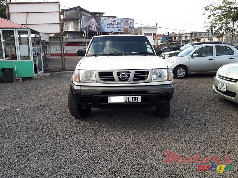 2008' Nissan Hardbody 4X4 photo #2