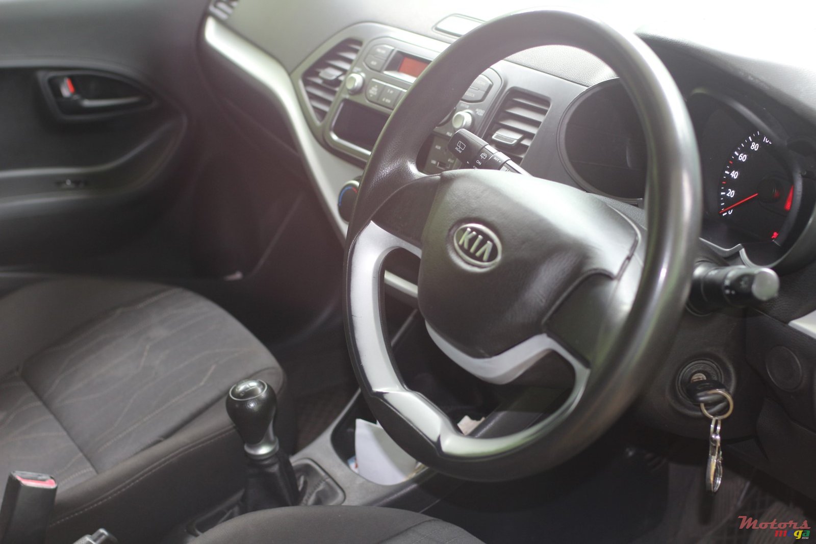 2011' Kia Picanto photo #4